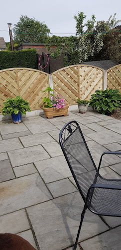 E Reynolds Fencing