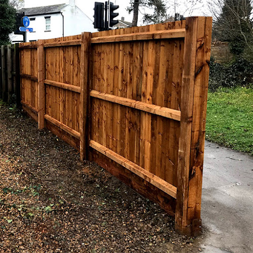 E Reynolds Fencing
