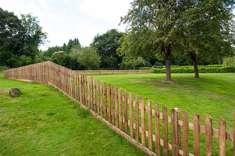 E Reynolds Fencing