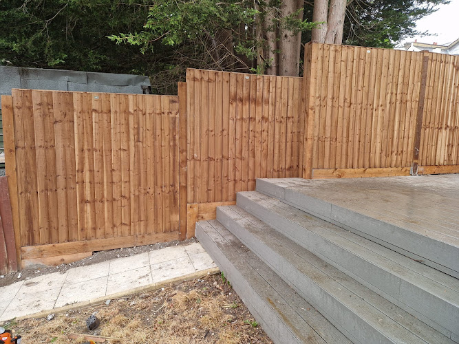 E Reynolds Fencing