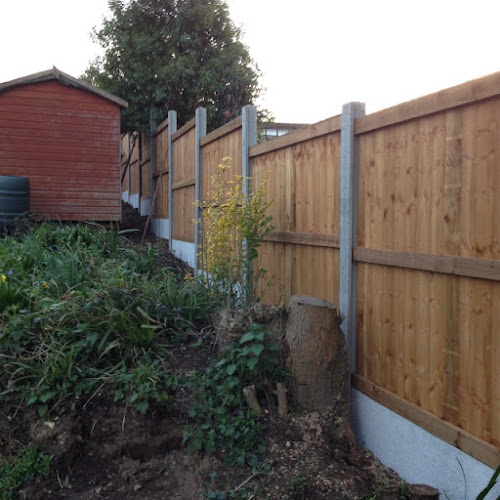 E Reynolds Fencing E Reynolds Fencing