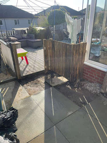 E Reynolds Fencing