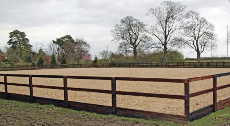 E Reynolds Fencing
