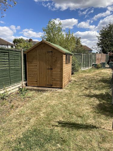 E Reynolds Fencing