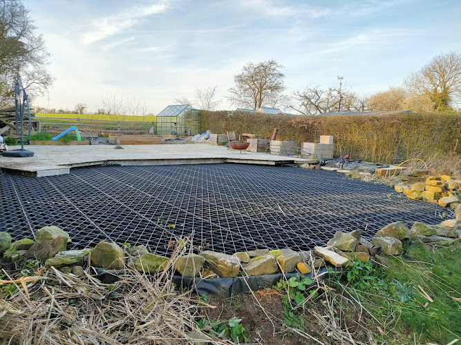 E Reynolds Fencing