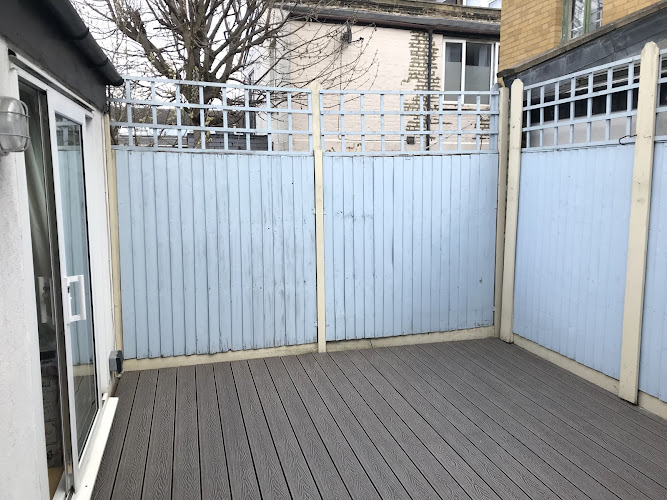 E Reynolds Fencing