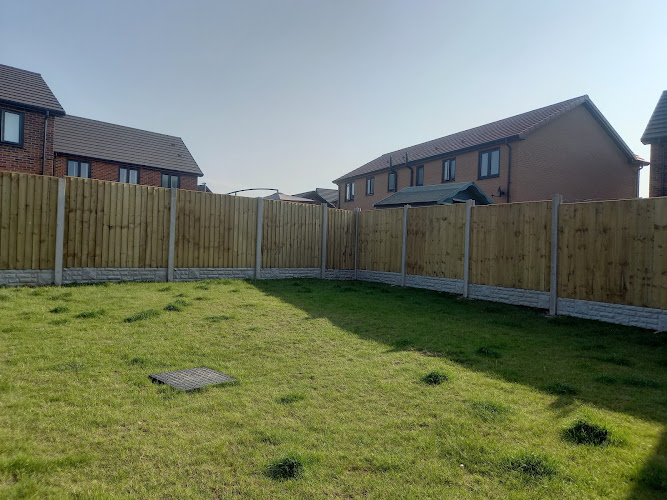 E Reynolds Fencing