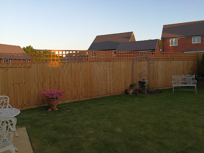 E Reynolds Fencing