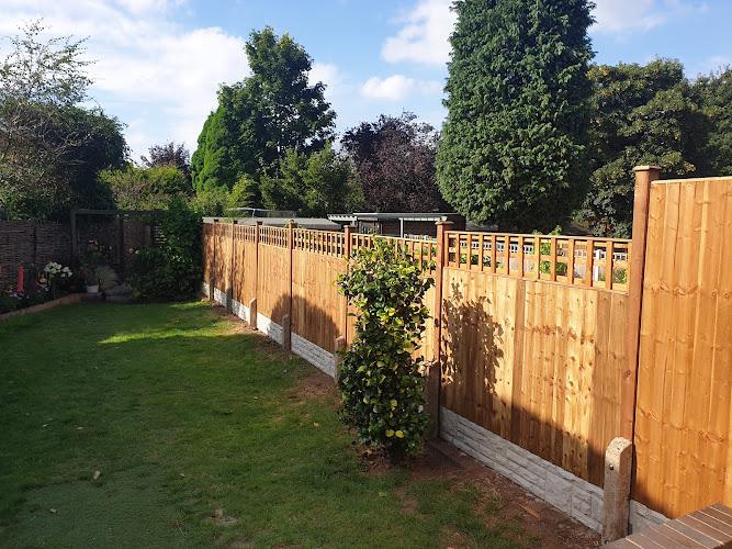 E Reynolds Fencing