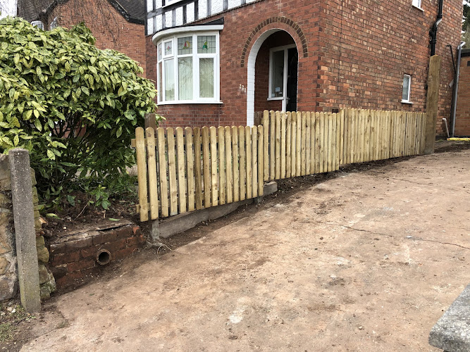 E Reynolds Fencing