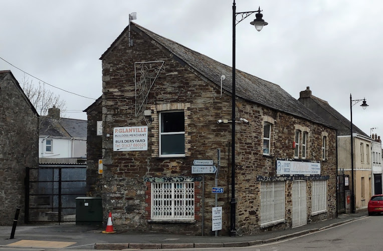 E Reynolds Fencing