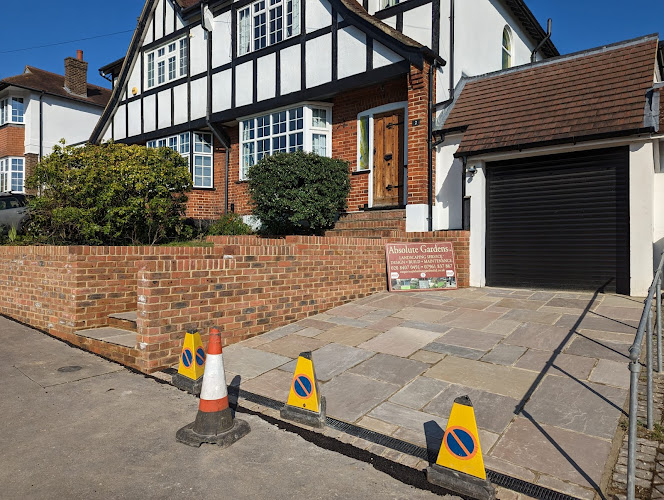 E Reynolds Fencing