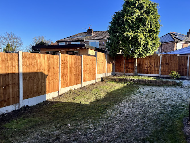 E Reynolds Fencing