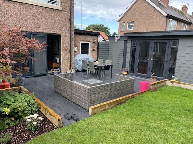 E Reynolds Fencing