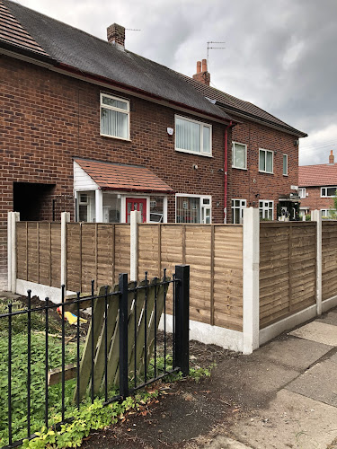 E Reynolds Fencing