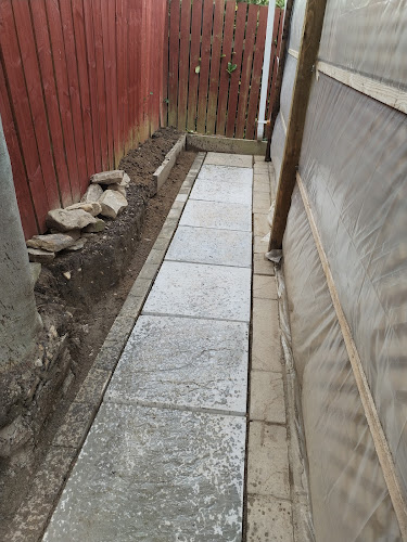 E Reynolds Fencing