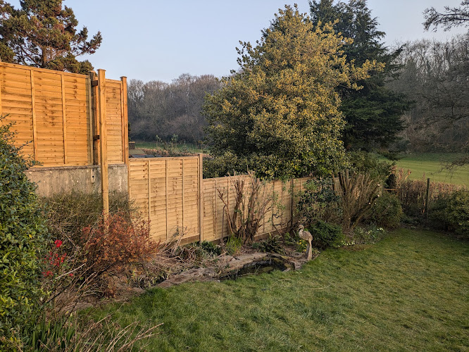 E Reynolds Fencing
