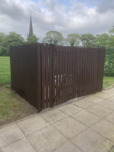 E Reynolds Fencing