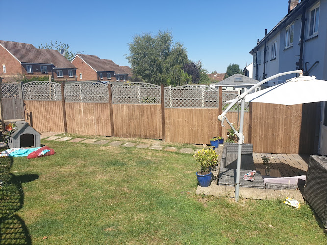 E Reynolds Fencing