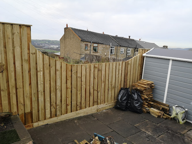 E Reynolds Fencing