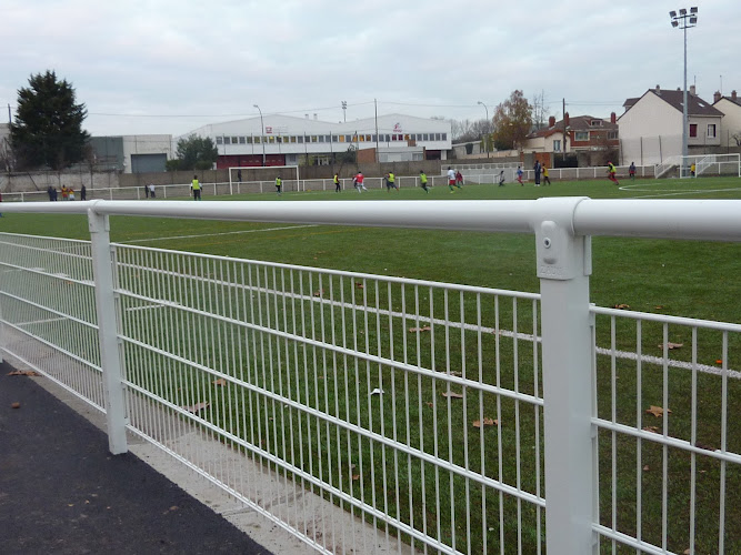 How High Can a Garden Fence Be