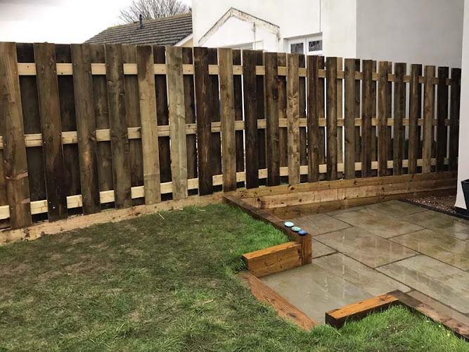 E Reynolds Fencing