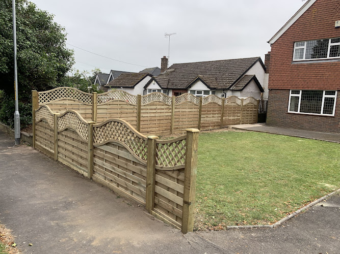 E Reynolds Fencing
