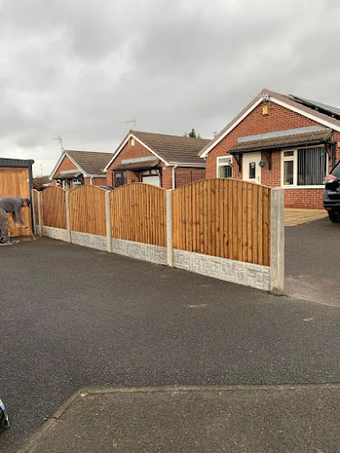 E Reynolds Fencing