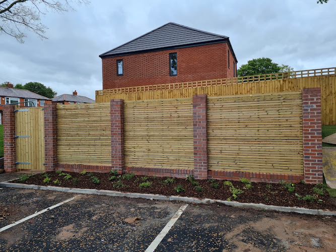 E Reynolds Fencing