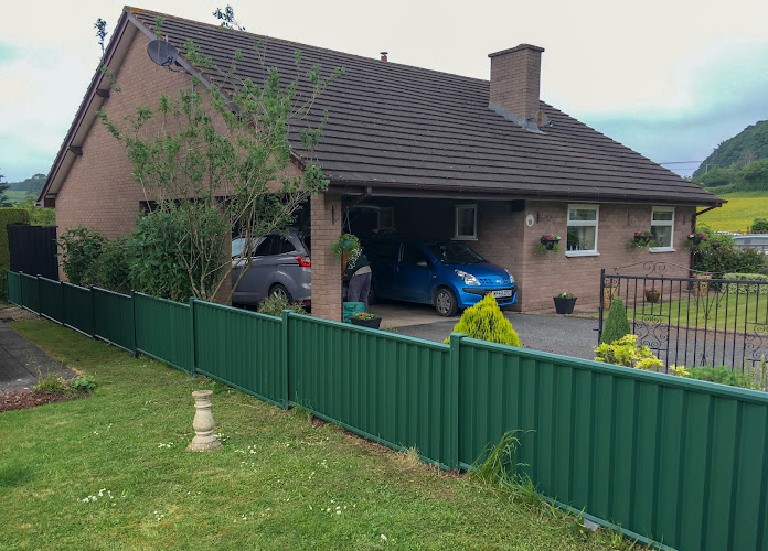E Reynolds Fencing