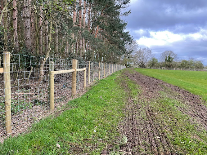 E Reynolds Fencing
