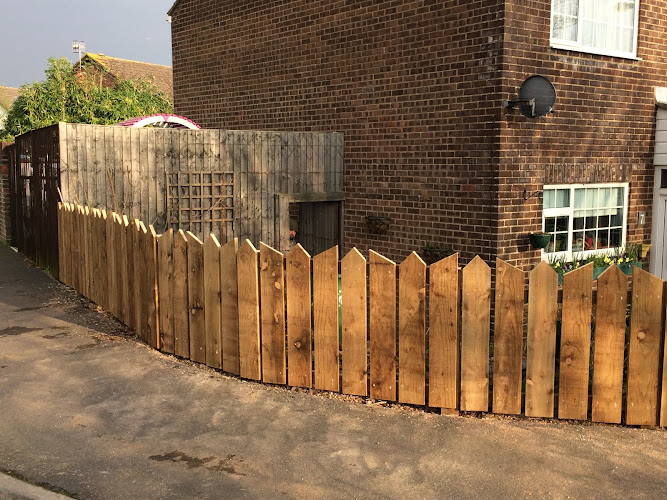 E Reynolds Fencing