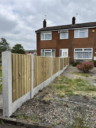 E Reynolds Fencing