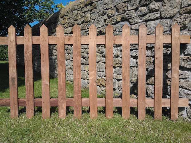 E Reynolds Fencing E Reynolds Fencing