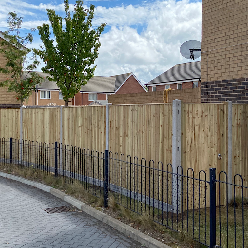 E Reynolds Fencing