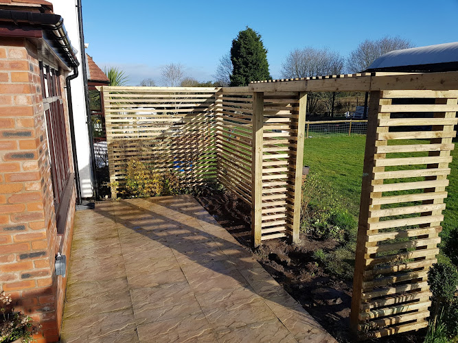 E Reynolds Fencing