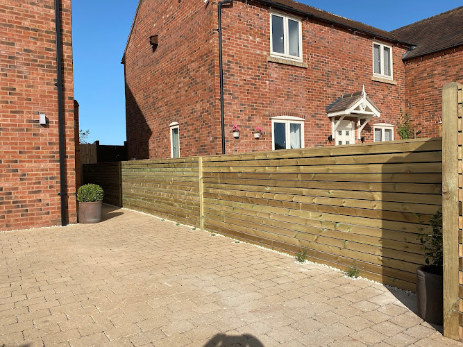 E Reynolds Fencing