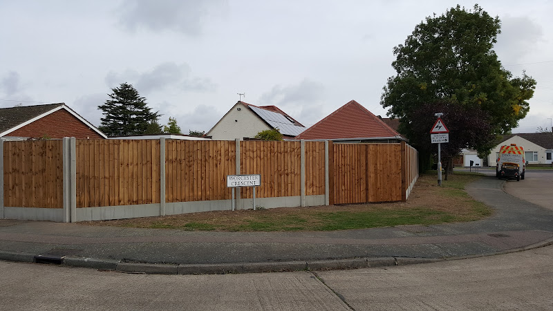 E Reynolds Fencing