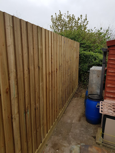 E Reynolds Fencing