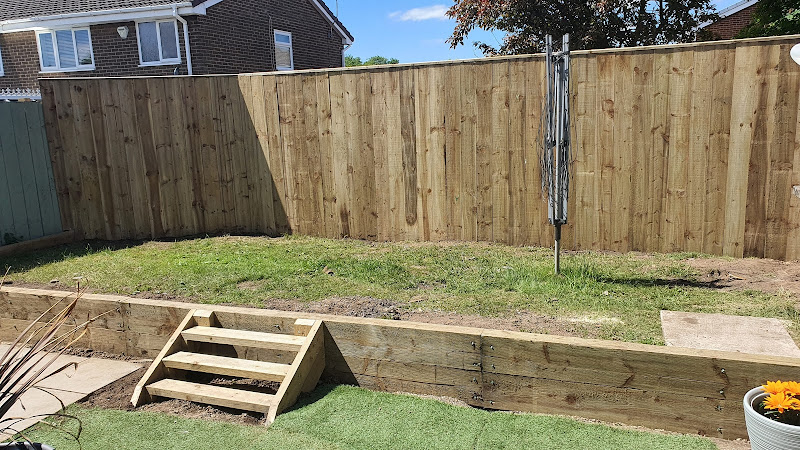 E Reynolds Fencing
