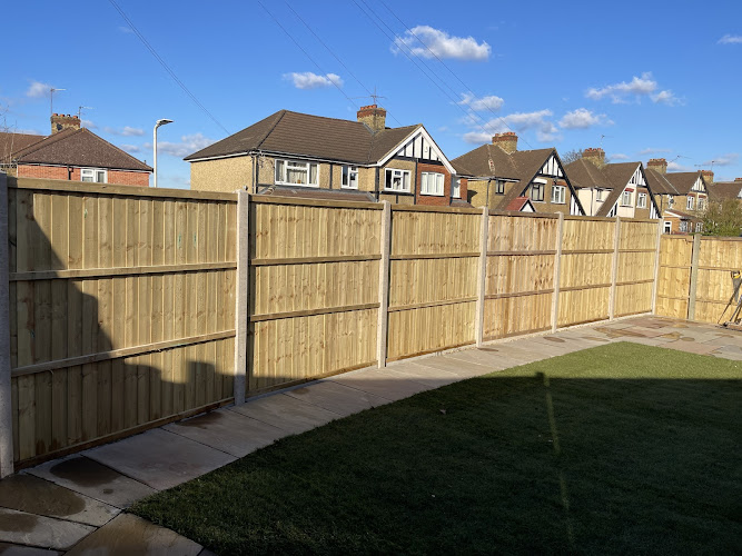 E Reynolds Fencing