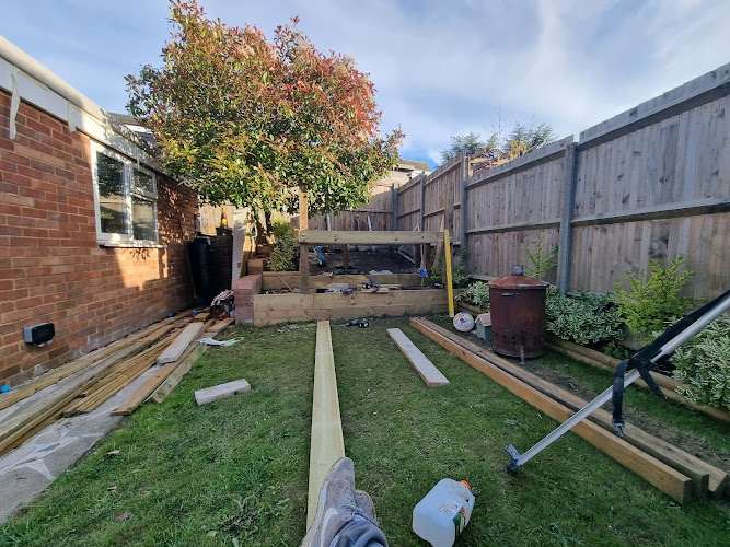 E Reynolds Fencing