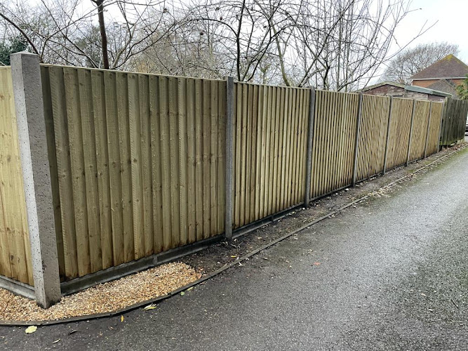 E Reynolds Fencing