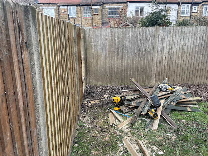 E Reynolds Fencing E Reynolds Fencing