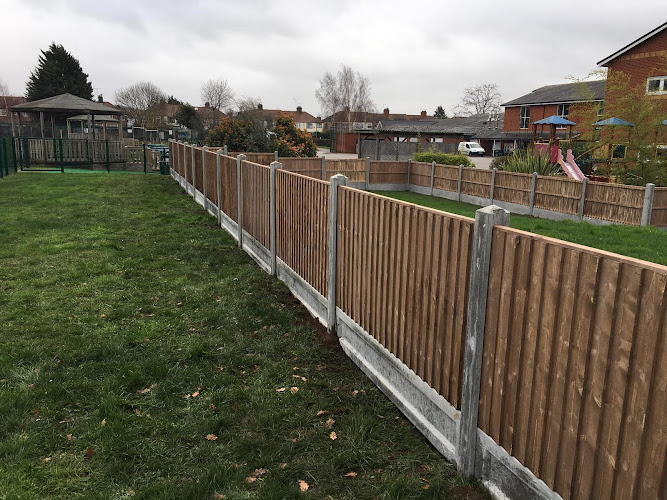 E Reynolds Fencing