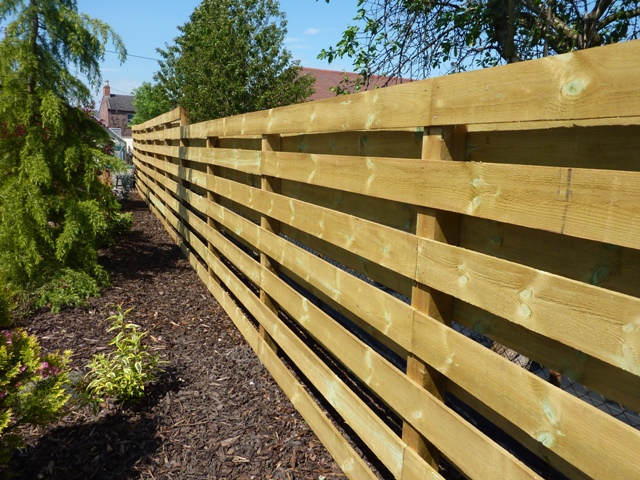 E Reynolds Fencing