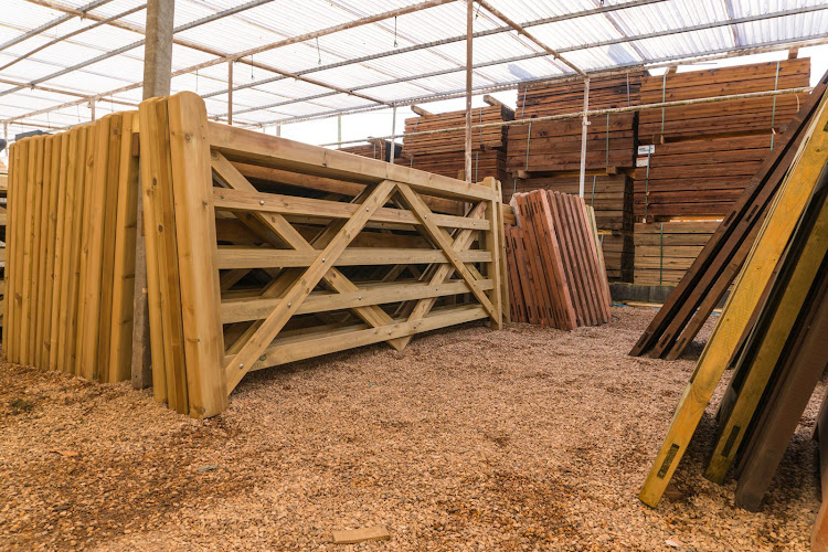 How High Can a Garden Fence Be