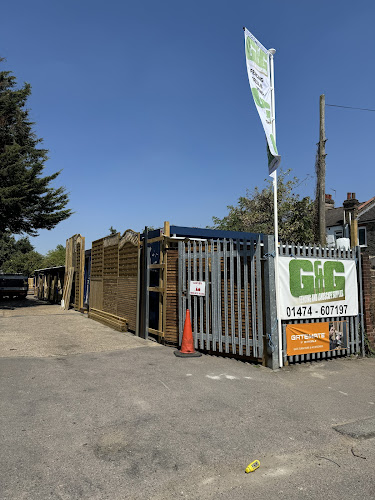 How High Can a Garden Fence Be