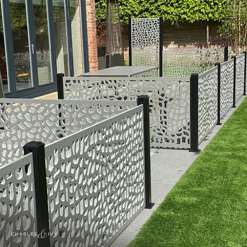 E Reynolds Fencing