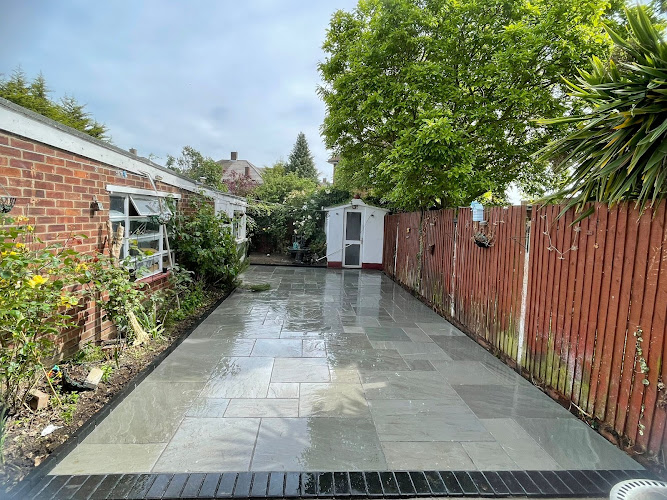 E Reynolds Fencing